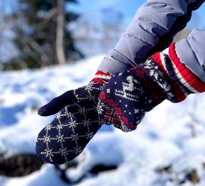 Main Image Woolly mittens, Ski sports