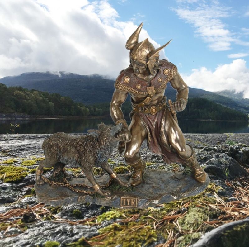 Norse God, Tyr