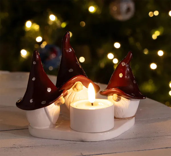 Main Image Red/white santas with tealight holder, ...
